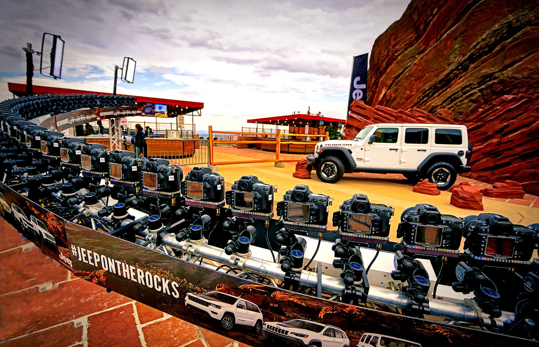 Jeep on the Rocks - III — production image